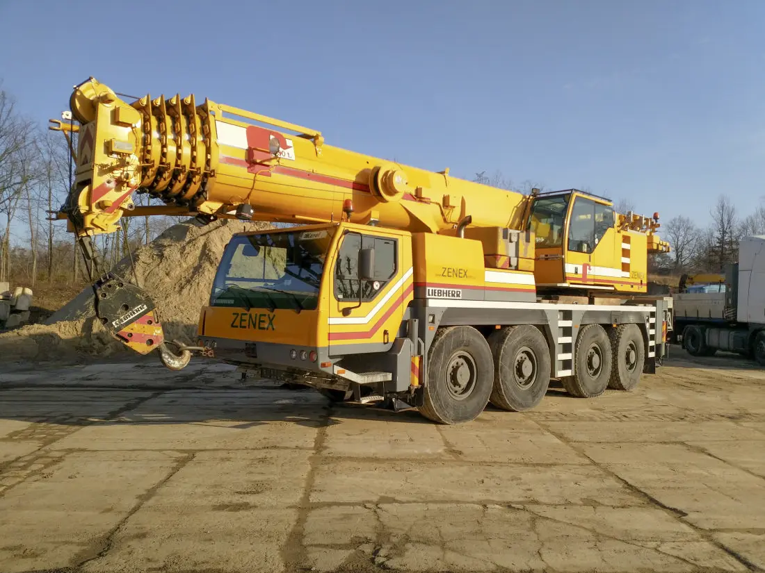 Dzwig 90 ton 70m Zdjecie 1